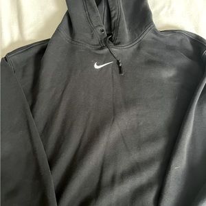 Black nike hoodie, barely worn and in good shape